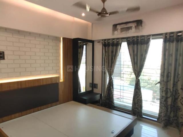 2 BHK Apartment in Kasarvadavali for rent Thane. The reference number is 21181805