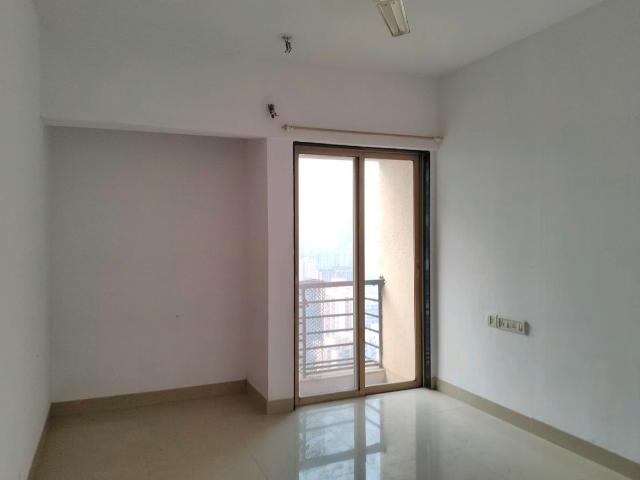 2 BHK Apartment in Kasarvadavali for resale Thane. The reference number is 17964842