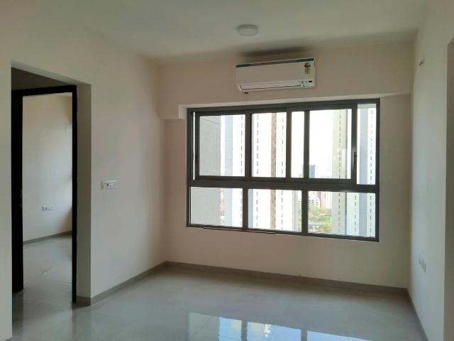 2 BHK Apartment in Kasarvadavali for resale Thane. The reference number is 19710200