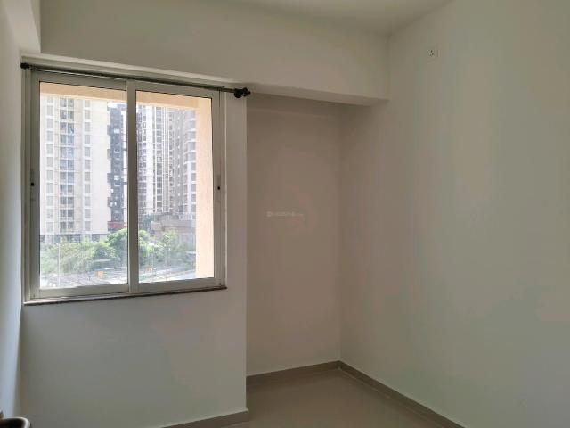 2 BHK Apartment in Kasarvadavali for resale Thane. The reference number is 20029756