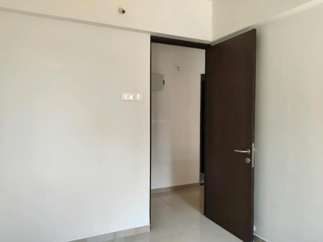 2 BHK Apartment in Kasarvadavali for resale Thane. The reference number is 20032352
