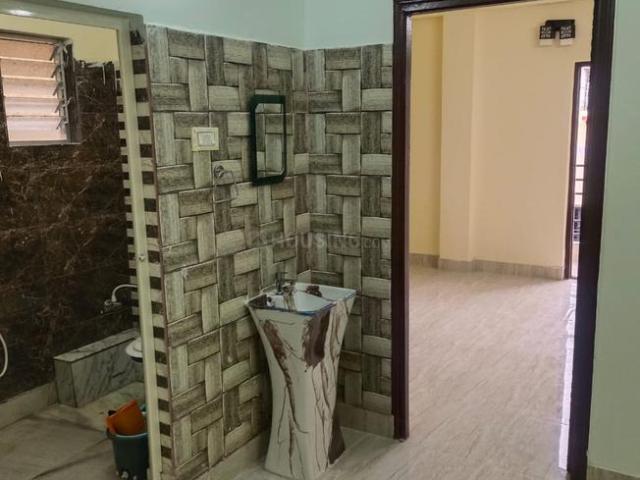 2 BHK Apartment in Kasba for rent Kolkata. The reference number is 19848284
