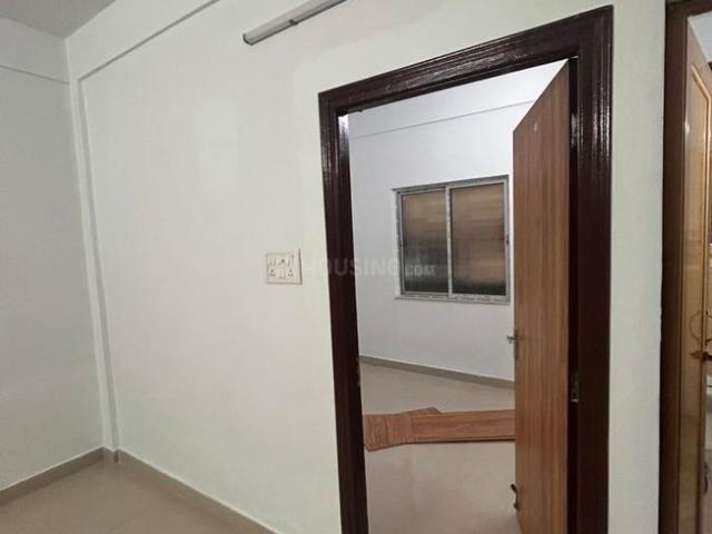 2 BHK Apartment in Kasba for rent Kolkata. The reference number is 19987479