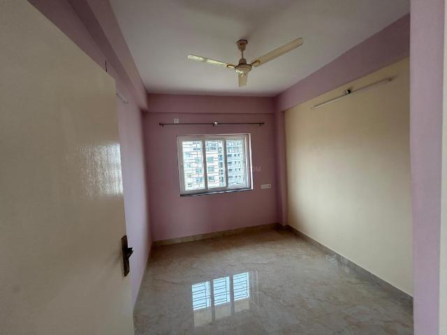 2 BHK Apartment in Kasba for rent Kolkata. The reference number is 20317737