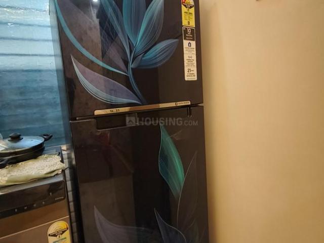 2 BHK Apartment in Kasba for rent Kolkata. The reference number is 20475421