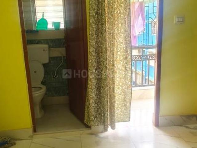 2 BHK Apartment in Kasba for rent Kolkata. The reference number is 20896427