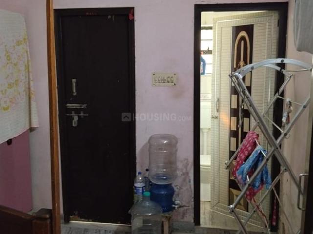 2 BHK Apartment in Kasba for rent Kolkata. The reference number is 21062371