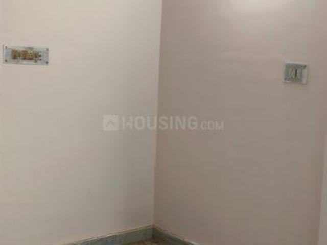 2 BHK Apartment in Kasba for rent Kolkata. The reference number is 21018860