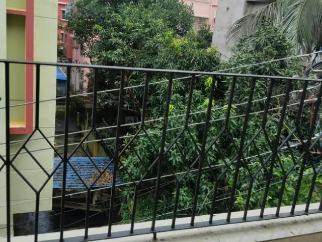2 BHK Apartment in Kasba for rent Kolkata. The reference number is 21238011