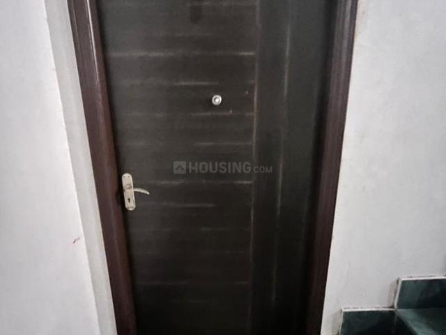 2 BHK Apartment in Kasba for resale Kolkata. The reference number is 18096505