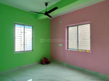 2 BHK Apartment in Keshtopur for rent Kolkata. The reference number is 19404521