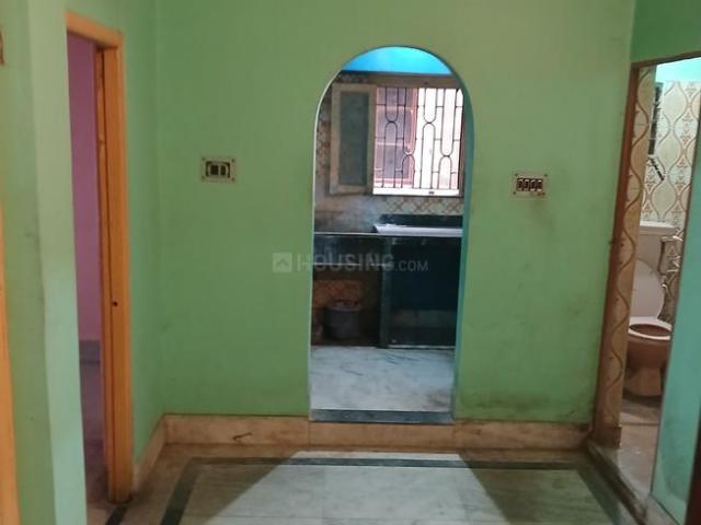 2 BHK Apartment in Keshtopur for rent Kolkata. The reference number is 19787389