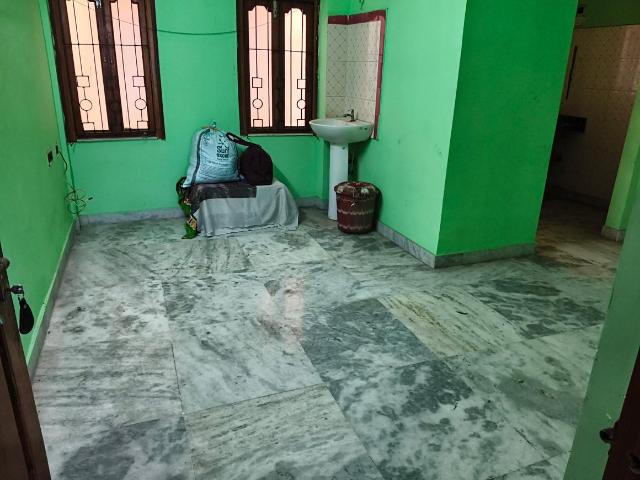 2 BHK Apartment in Keshtopur for rent Kolkata. The reference number is 19866481