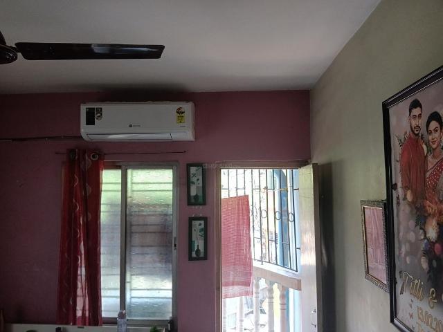 2 BHK Apartment in Keshtopur for rent Kolkata. The reference number is 19957106