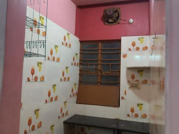 2 BHK Apartment in Keshtopur for rent Kolkata. The reference number is 19190568