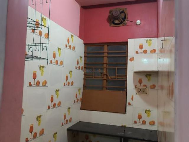 2 BHK Apartment in Keshtopur for rent Kolkata. The reference number is 19190568