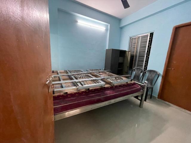 2 BHK Apartment in Keshtopur for rent Kolkata. The reference number is 20601170