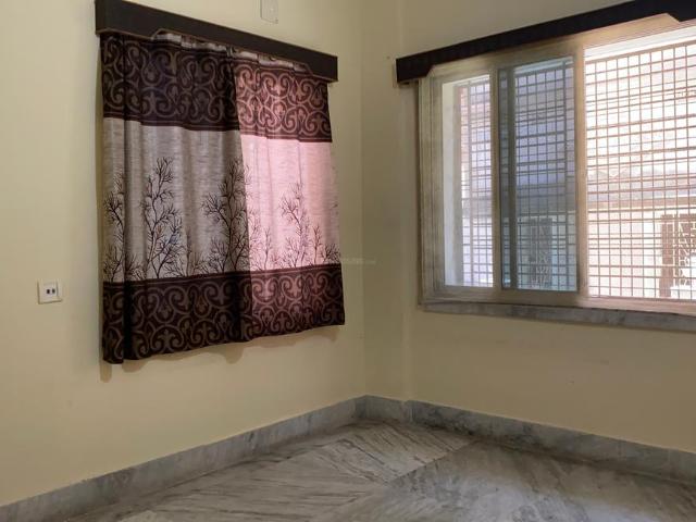 2 BHK Apartment in Keshtopur for rent Kolkata. The reference number is 20603964