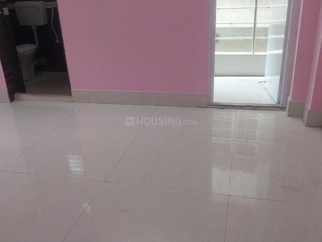 2 BHK Apartment in Keshtopur for rent Kolkata. The reference number is 20699224