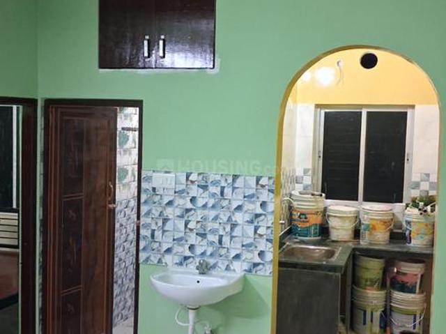 2 BHK Apartment in Keshtopur for rent Kolkata. The reference number is 20733263