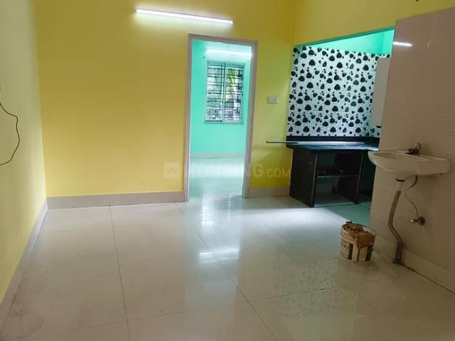 2 BHK Apartment in Keshtopur for rent Kolkata. The reference number is 20902636