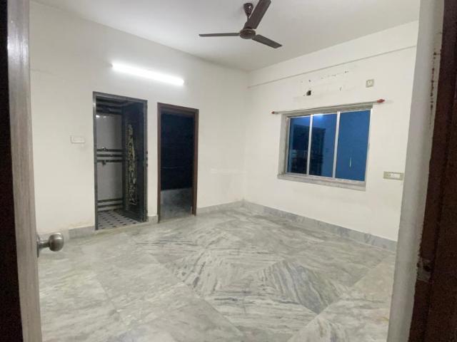 2 BHK Apartment in Keshtopur for rent Kolkata. The reference number is 20972828