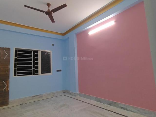 2 BHK Apartment in Keshtopur for rent Kolkata. The reference number is 20990895