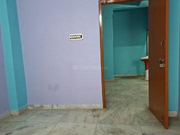 2 BHK Apartment in Keshtopur for rent Kolkata. The reference number is 20143113