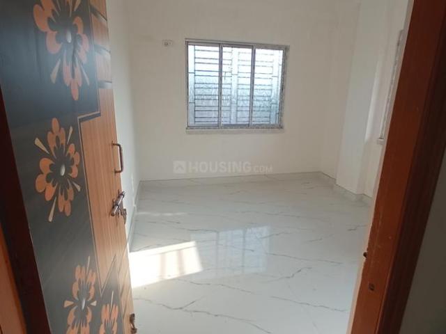 2 BHK Apartment in Keshtopur for rent Kolkata. The reference number is 21329113