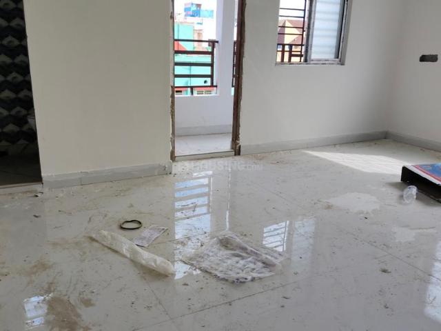 2 BHK Apartment in Keshtopur for rent Kolkata. The reference number is 21385577