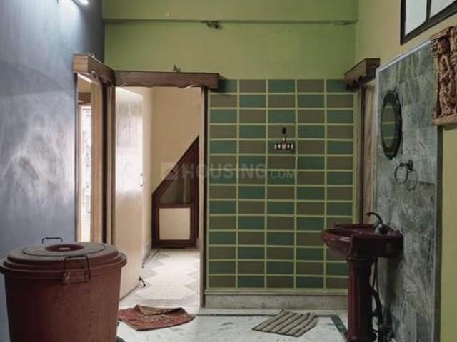 2 BHK Apartment in Keshtopur for resale Kolkata. The reference number is 14978371