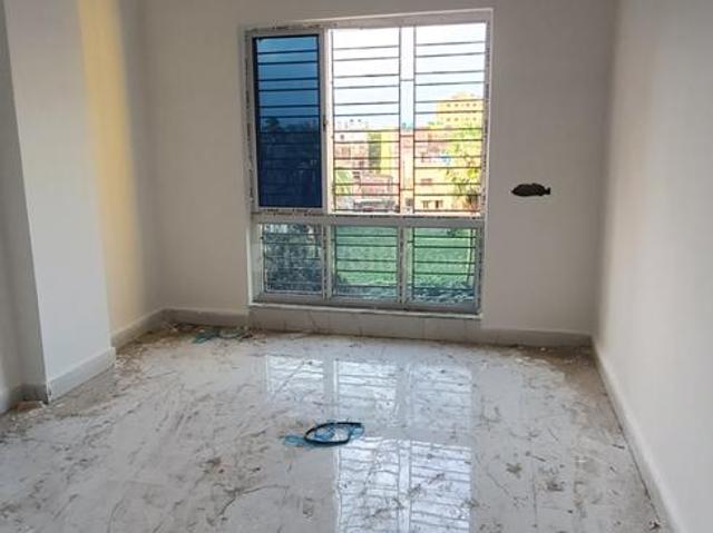 2 BHK Apartment in Keshtopur for resale Kolkata. The reference number is 15683671