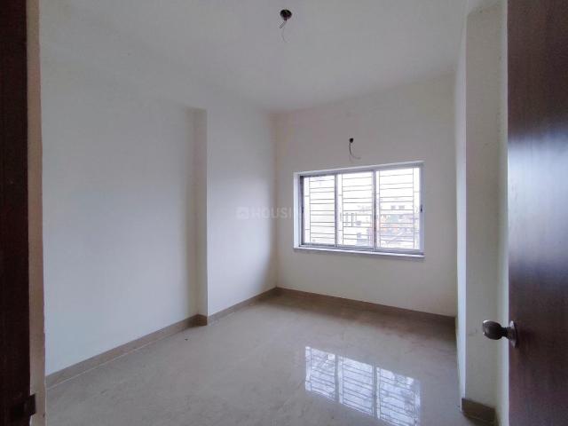 2 BHK Apartment in Keshtopur for resale Kolkata. The reference number is 16173201