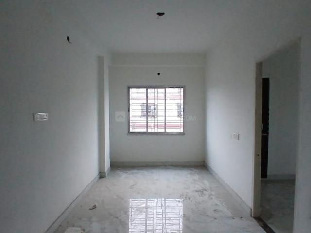 2 BHK Apartment in Keshtopur for resale Kolkata. The reference number is 18544859