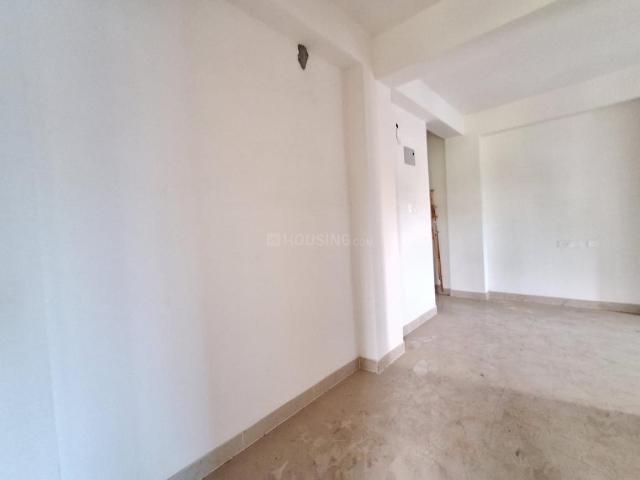 2 BHK Apartment in Keshtopur for resale Kolkata. The reference number is 18515096