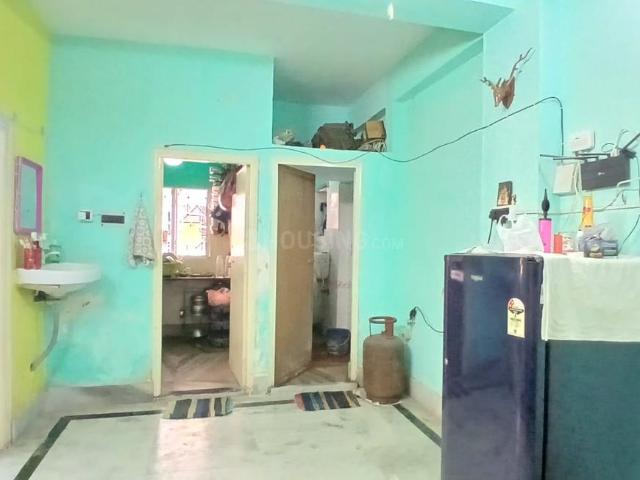 2 BHK Apartment in Keshtopur for resale Kolkata. The reference number is 18748144