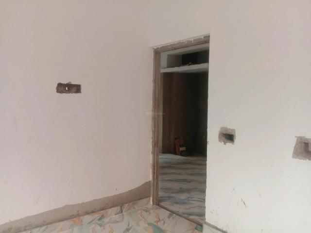 2 BHK Apartment in Keshtopur for resale Kolkata. The reference number is 19118419