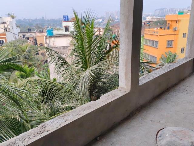 2 BHK Apartment in Keshtopur for resale Kolkata. The reference number is 19277897