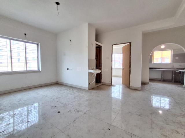 2 BHK Apartment in Keshtopur for resale Kolkata. The reference number is 19796860