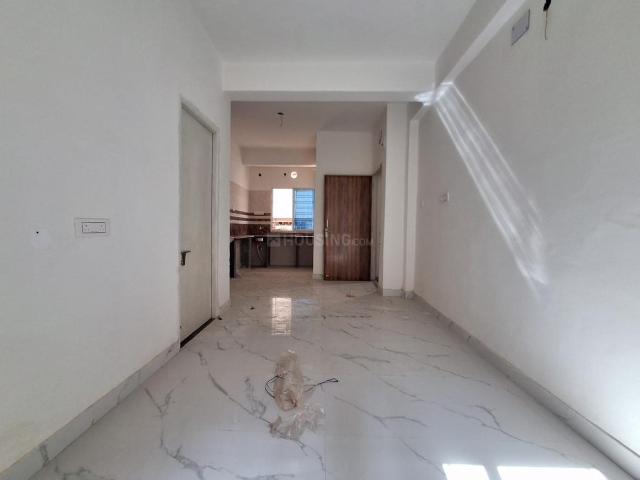 2 BHK Apartment in Keshtopur for resale Kolkata. The reference number is 19813027