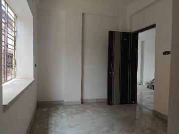 2 BHK Apartment in Keshtopur for resale Kolkata. The reference number is 20320773