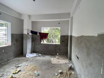 2 BHK Apartment in Keshtopur for resale Kolkata. The reference number is 20473372