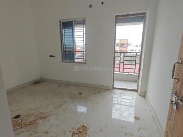 2 BHK Apartment in Keshtopur for resale Kolkata. The reference number is 20490268