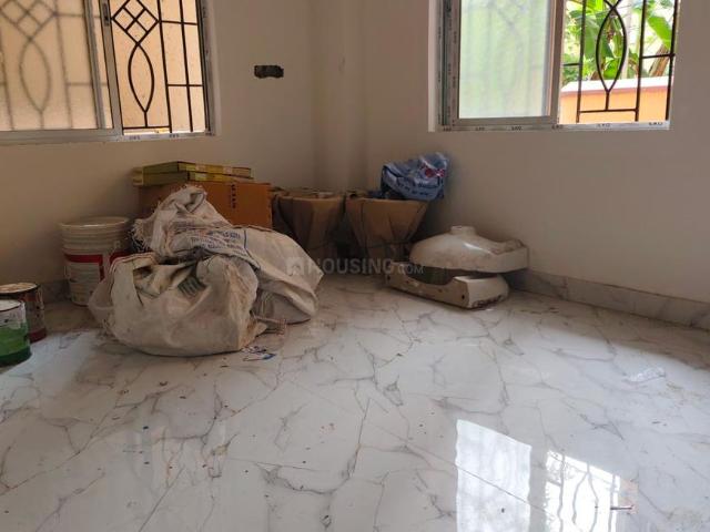 2 BHK Apartment in Keshtopur for resale Kolkata. The reference number is 20683036