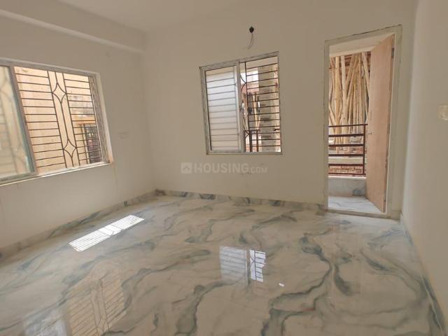 2 BHK Apartment in Keshtopur for resale Kolkata. The reference number is 20604901