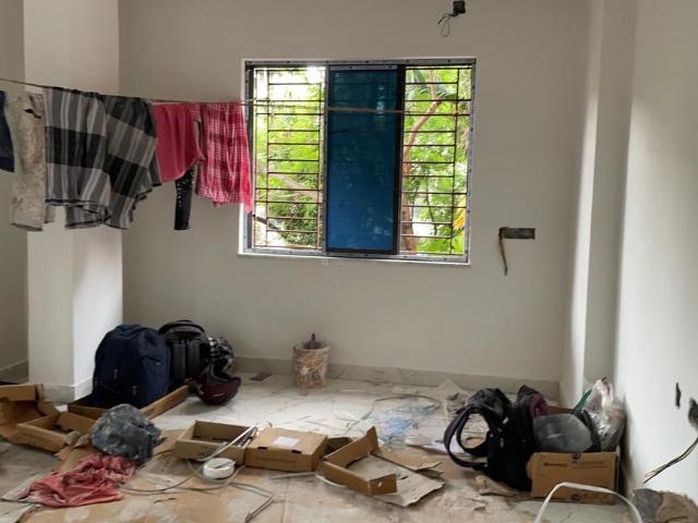 2 BHK Apartment in Keshtopur for resale Kolkata. The reference number is 20765873