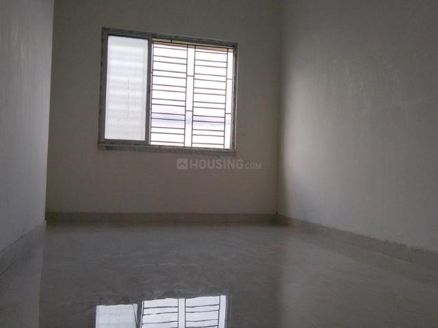 2 BHK Apartment in Keshtopur for resale Kolkata. The reference number is 20876183