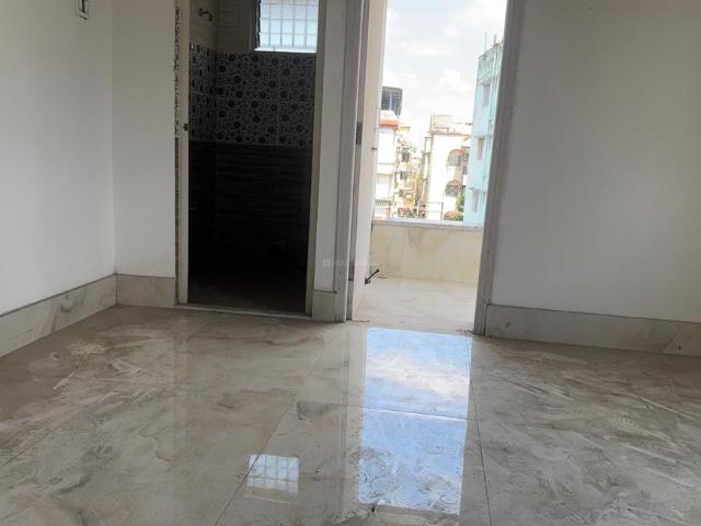 2 BHK Apartment in Keshtopur for resale Kolkata. The reference number is 20895269