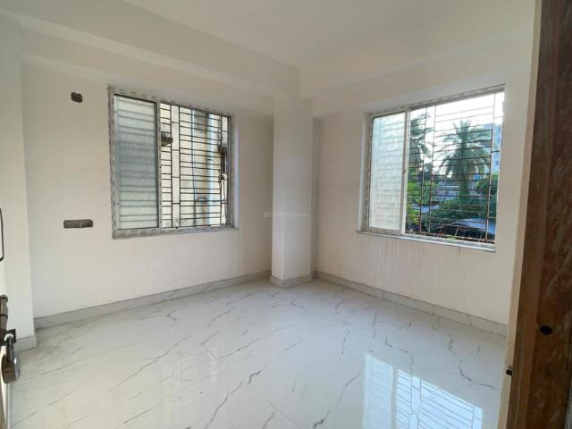 2 BHK Apartment in Keshtopur for resale Kolkata. The reference number is 21045615