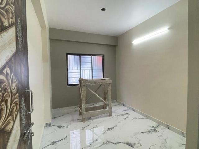 2 BHK Apartment in Keshtopur for resale Kolkata. The reference number is 21157202